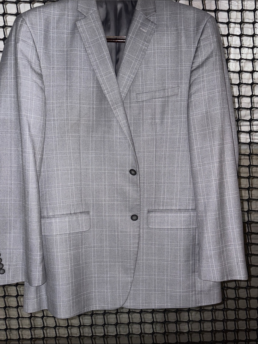 Marc New York Light Gray Windowpane Sport Coat. 85 % polyester. Soft, clean